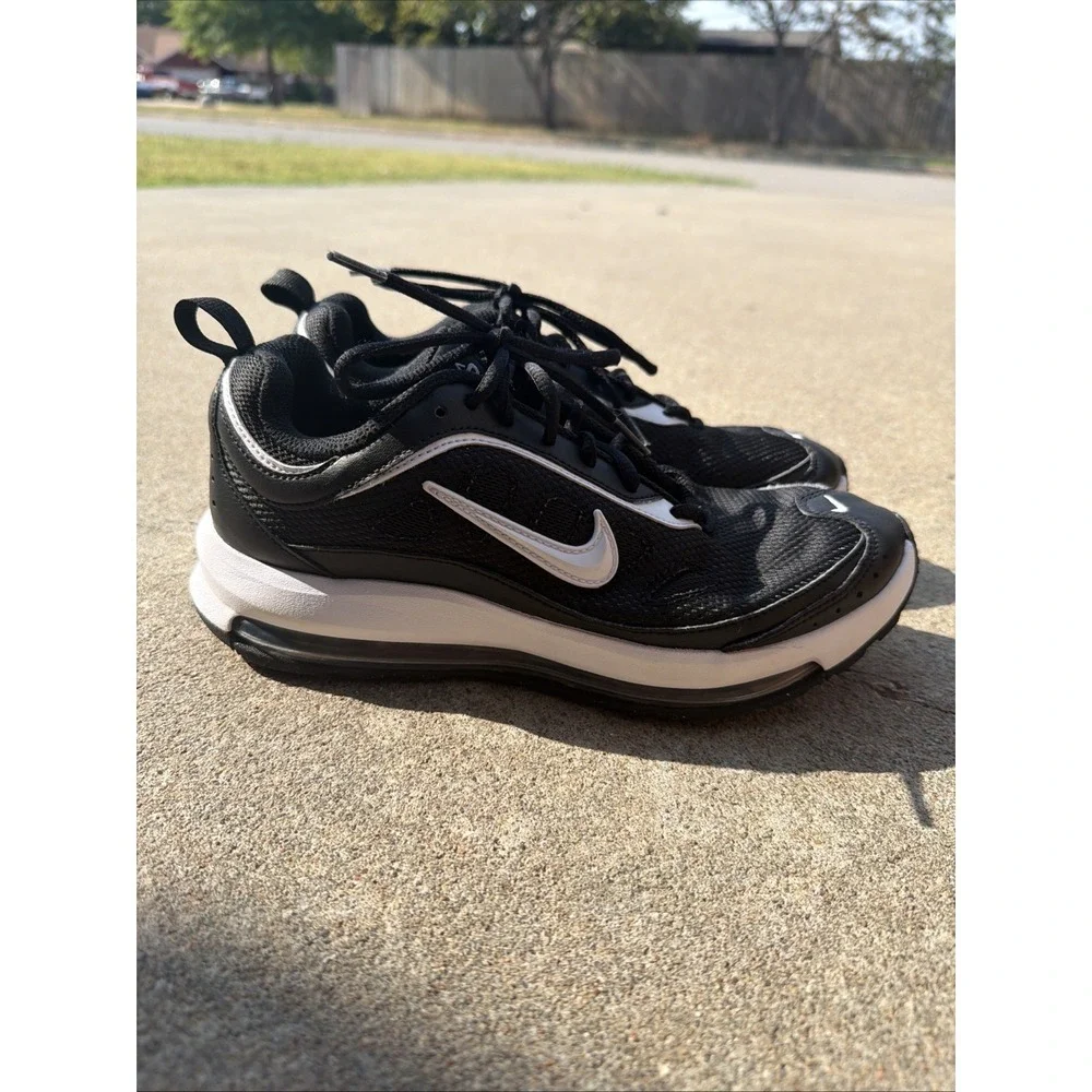 Size 7 - Nike Air Max AP Black White